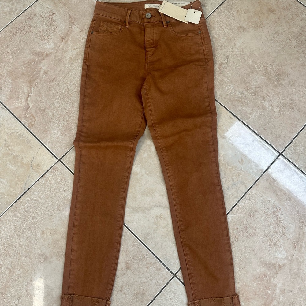 Unpublished Women’s Jeans  Olivia High Rise Skinny NWT Size 28 New